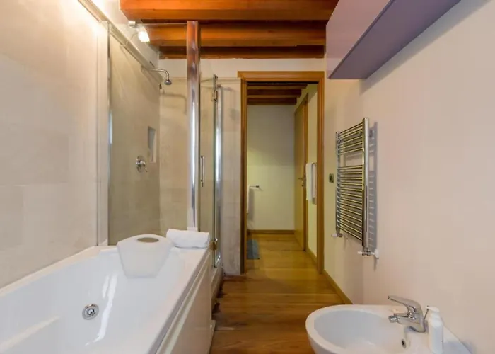 Sant' Eufemia Lägenhet *